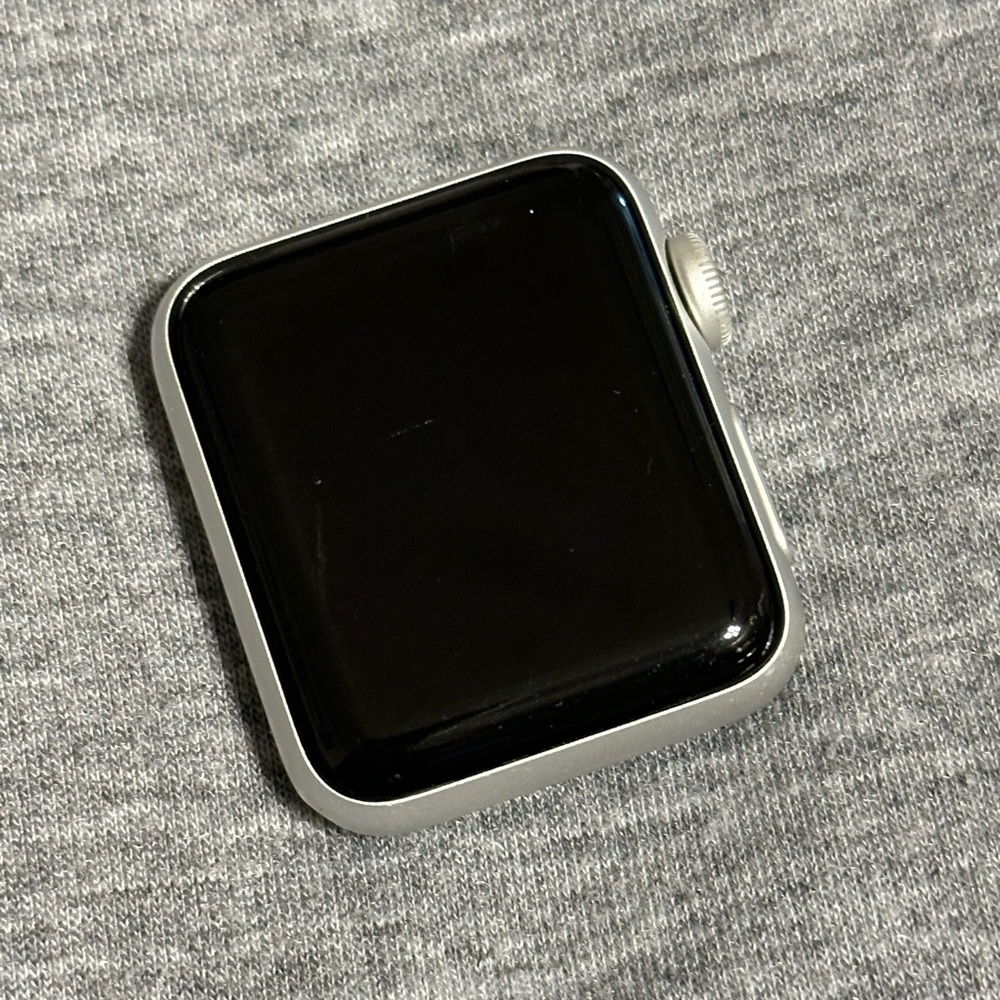 Apple Watch - Picture 4 of 4